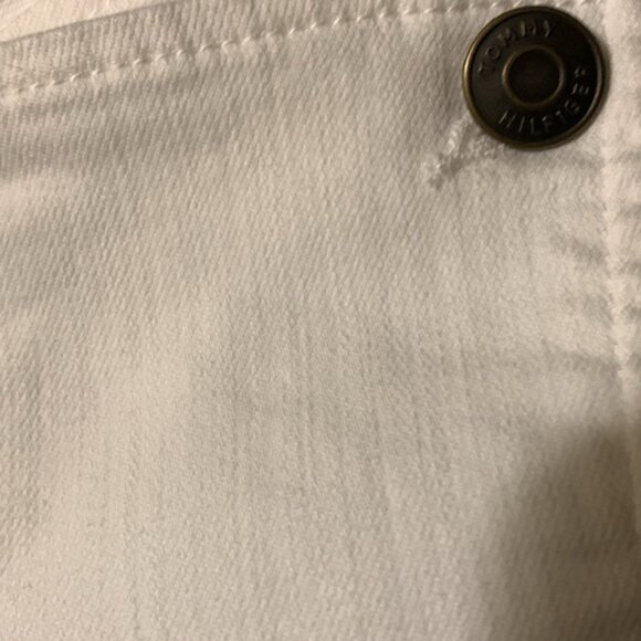 Tommy Hilfiger White Jean Jacket Cropped Design - Picture 10 of 10